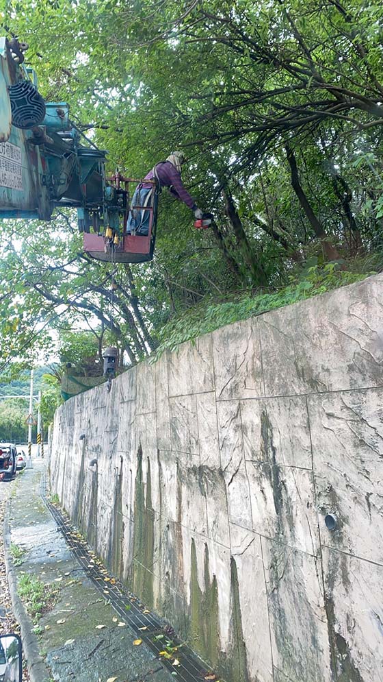 台北市士林區吊車
