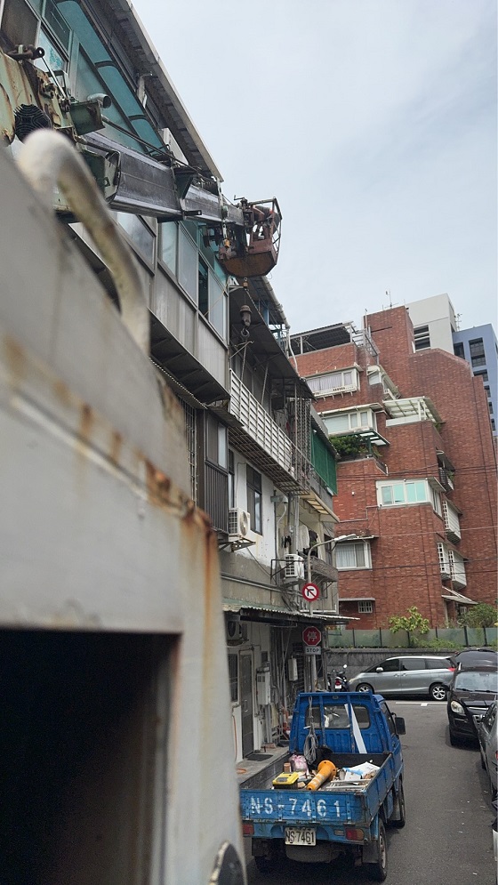 台北市士林區吊車