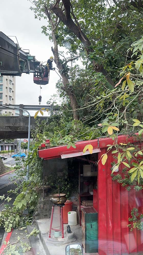 內湖吊車