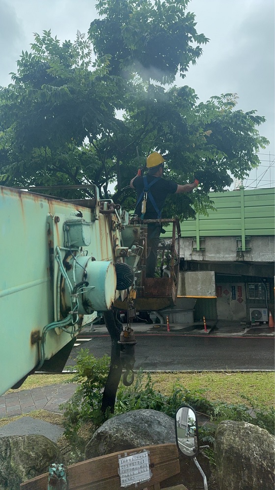 內湖吊車