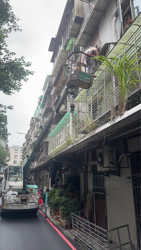 內湖吊車