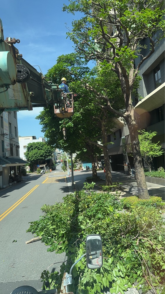 台北市中山區吊車