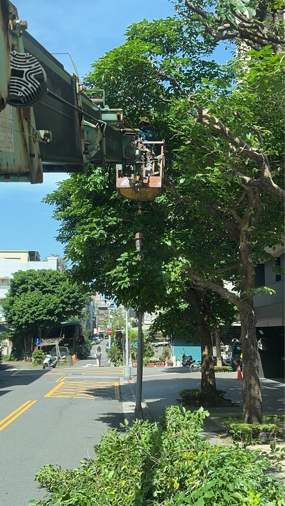 台北市中山區吊車