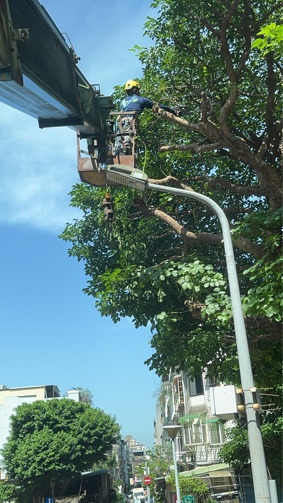 台北市中山區吊車