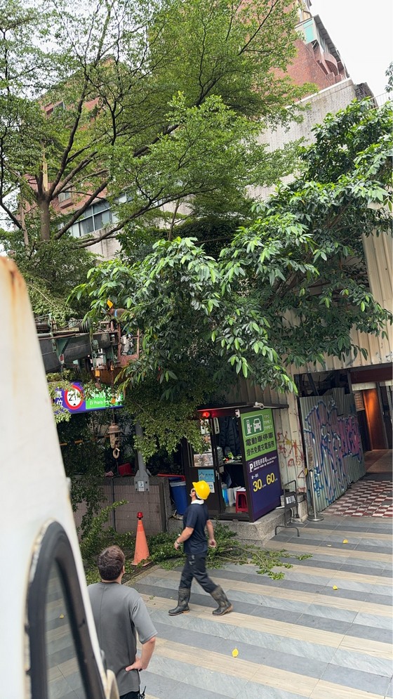 台北市大同區吊車