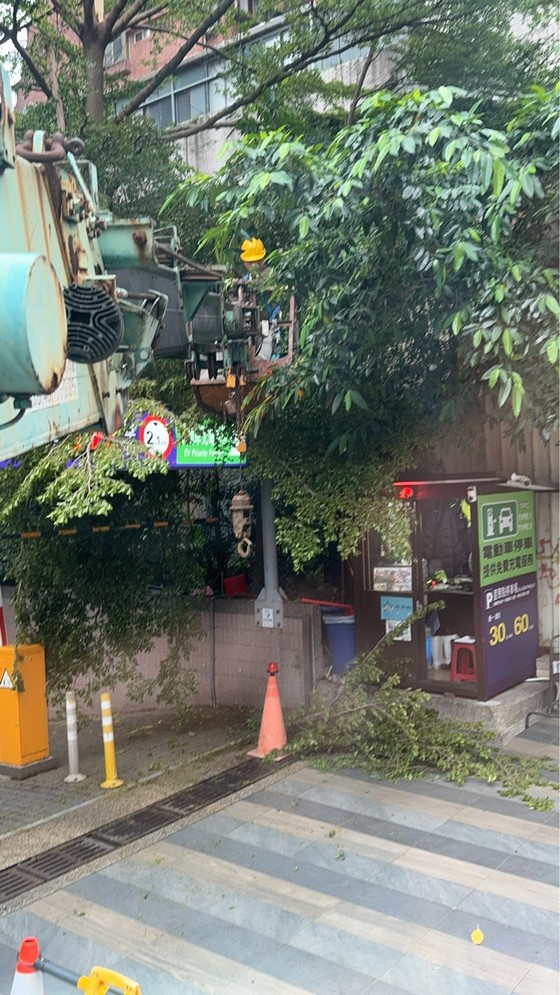 台北市大同區吊車