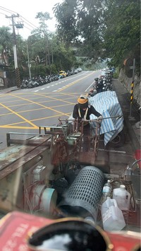 台北市南港區吊車