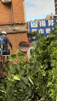 台北市大安區吊車