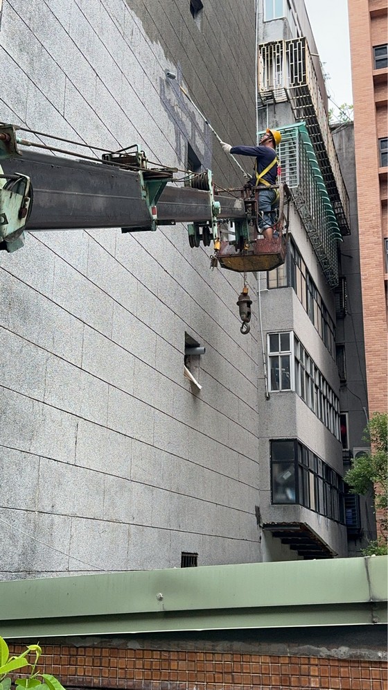 台北市中正區吊車