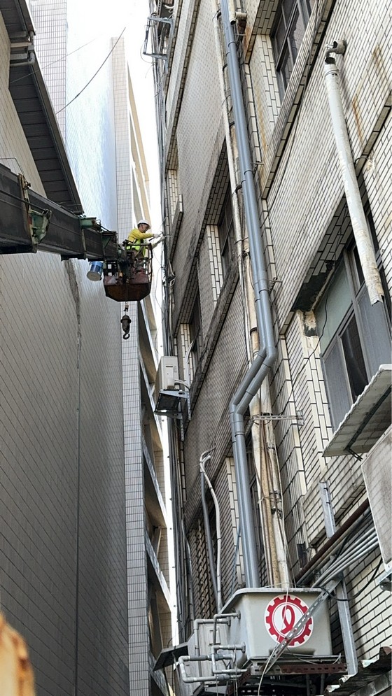 台北市中正區吊車