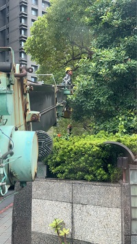 台北市中正區吊車